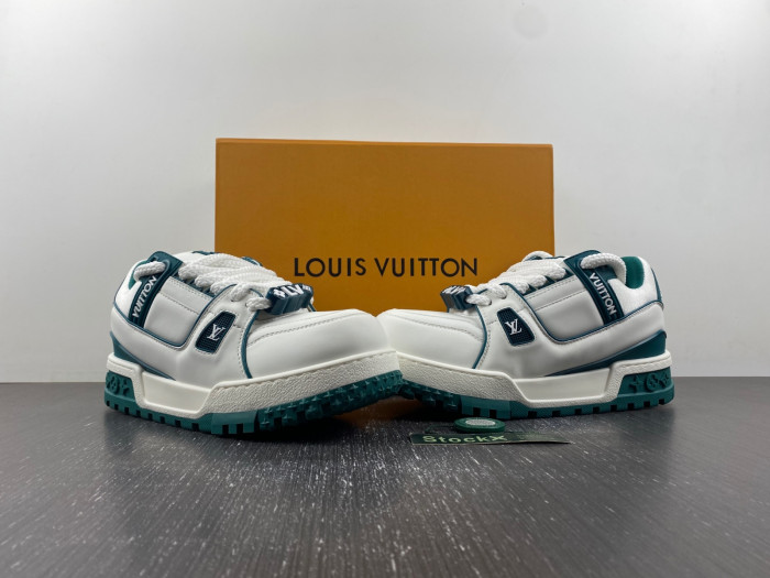 l0vt sneakers