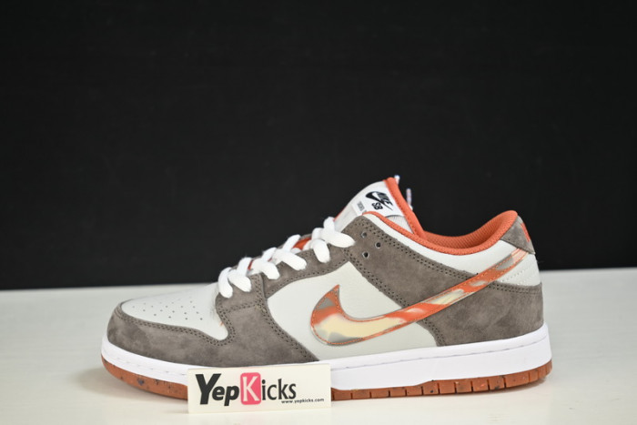 crushed skate x nike sb dunk low dh7782-001