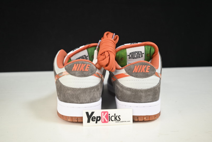 crushed skate x nike sb dunk low dh7782-001