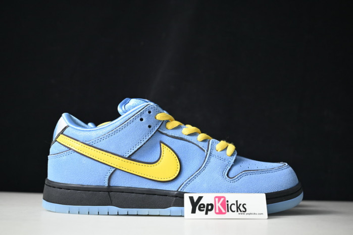 the powerpuff girls x nike sb dunk low “bubbles fz8320-400