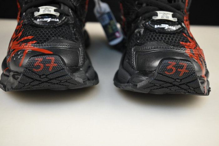 Ba*len*cia*ga runner w3rb1 0102