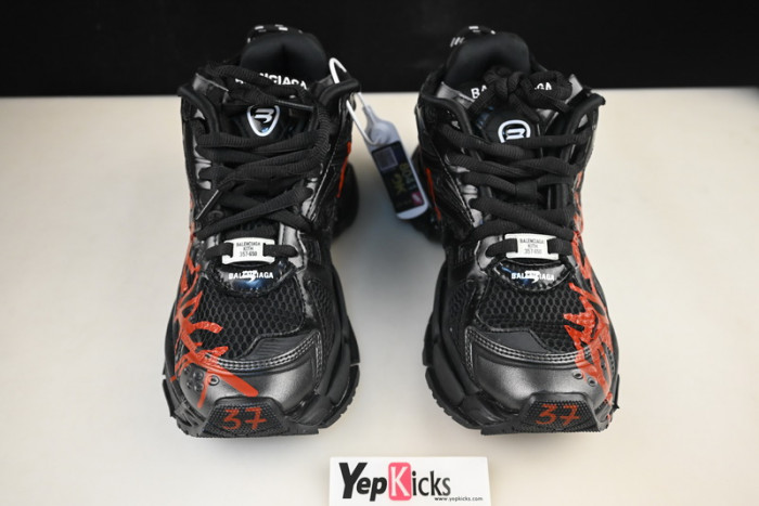 Ba*len*cia*ga runner w3rb1 0102