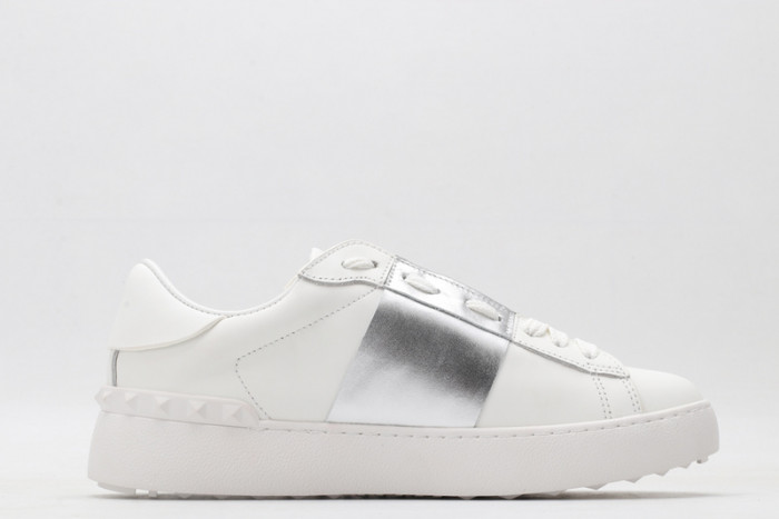 valentino sneakers v106