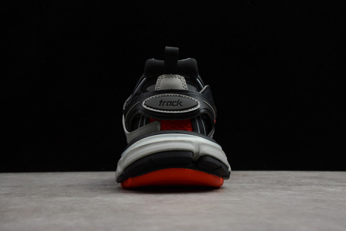 Ba*len*cia*ga track w1gc2 1241