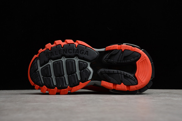 Ba*len*cia*ga track w1gc2 1241