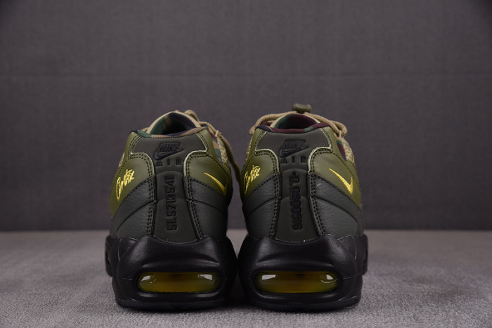 corteiz x nk air max 95 fb2709-300