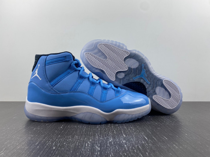 air jordan 11 "pantone" 717602-900