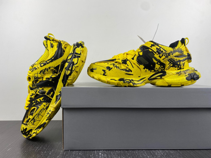 Ba*len*cia*ga track w3rra 7810