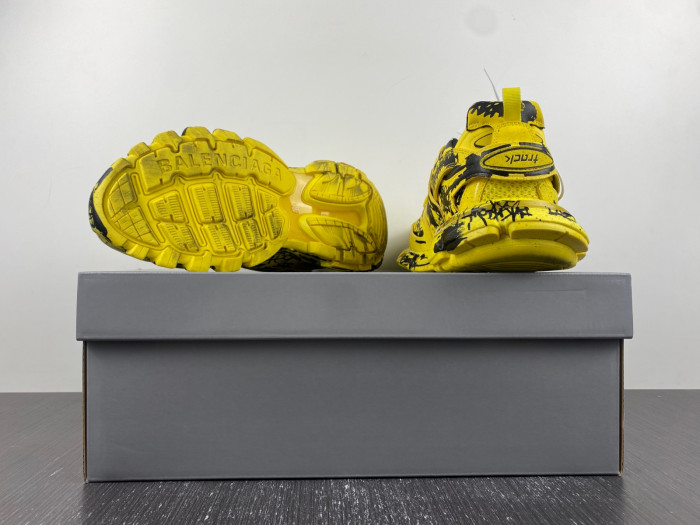 Ba*len*cia*ga track w3rra 7810