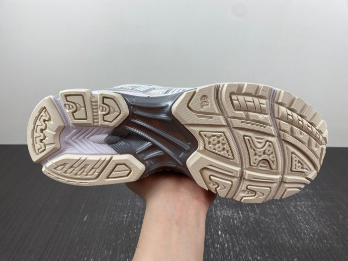 As*ic*s sneaker as05303