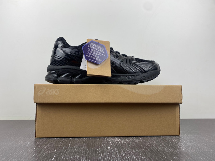 As*ic*s sneaker as05308