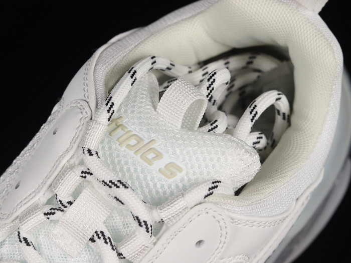 Ba*len*cia*ga triple s sneaker w2fb1 9000