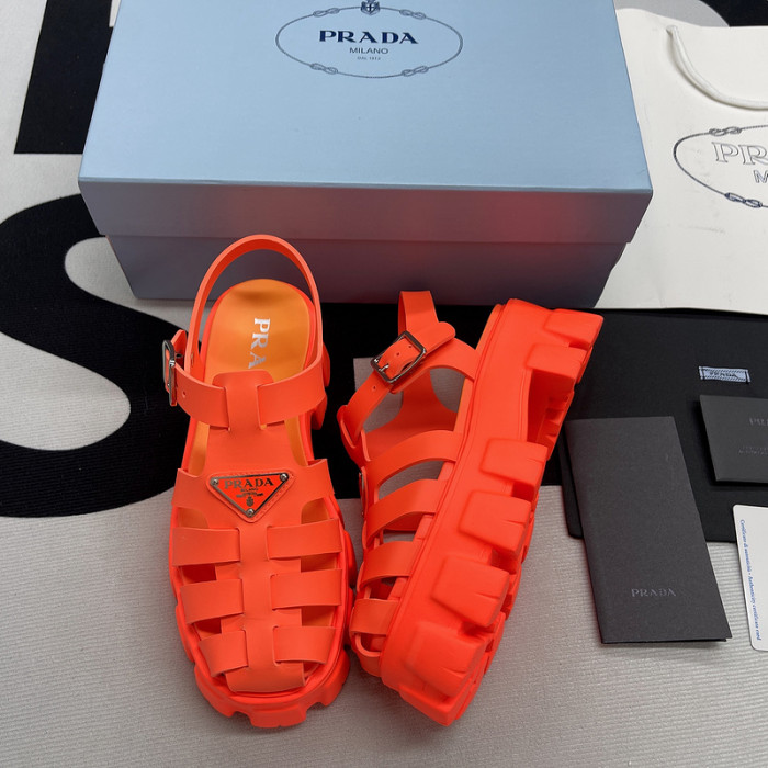 pra*a sandals p058