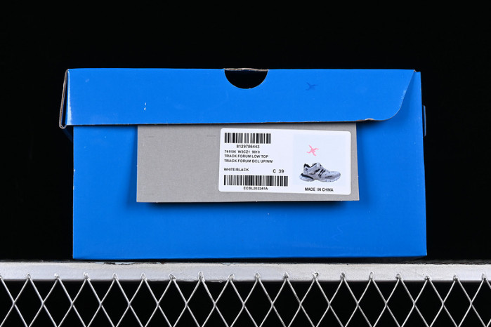 Ba*len*cia*ga track w3cz1 9010