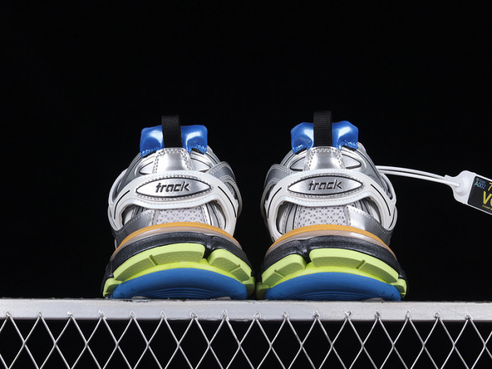 Ba*len*cia*ga track w2fsa 8123