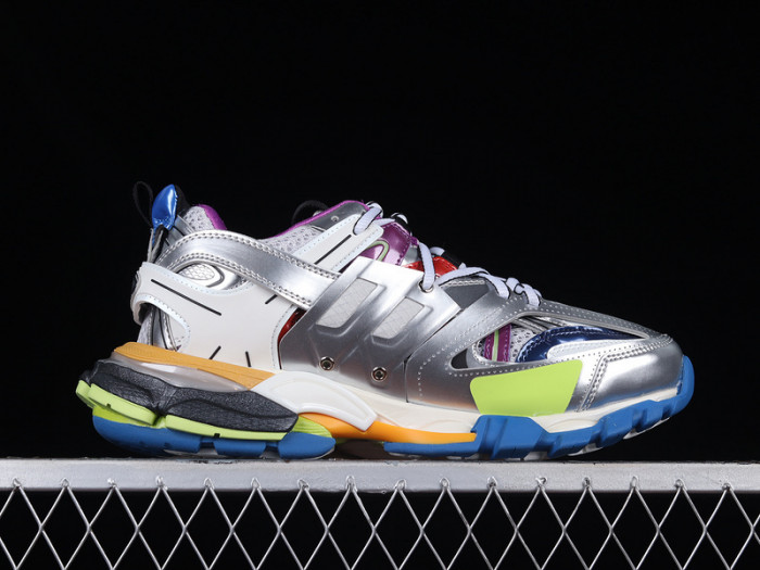 Ba*len*cia*ga track w2fsa 8123