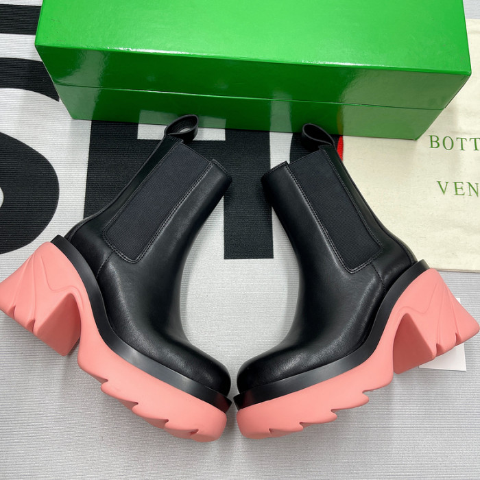 Bo*te*ga ve*ne*ta bv033