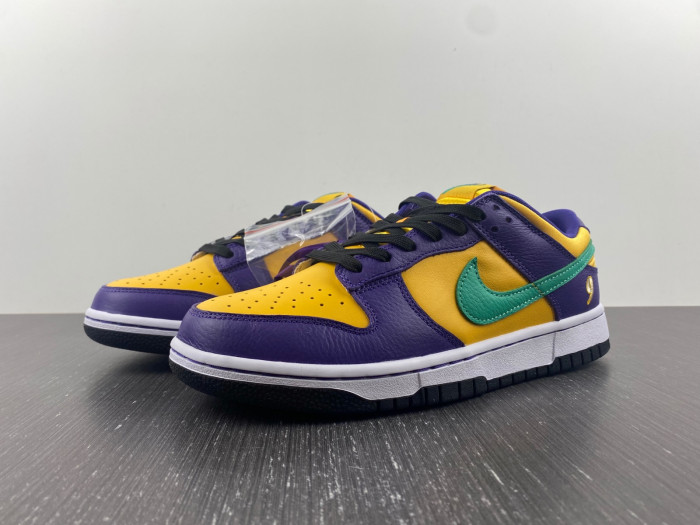 nike dunk low lx lisa leslie do9581-500