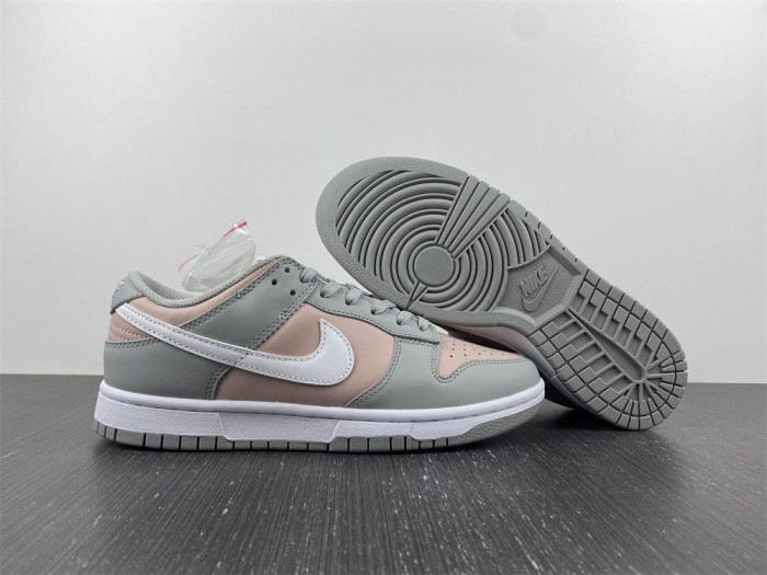 nike dunk low pink oxford dm8329-600