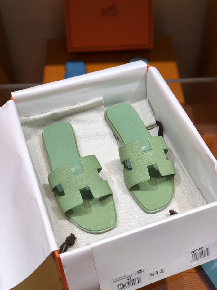 H**mes slippers h065