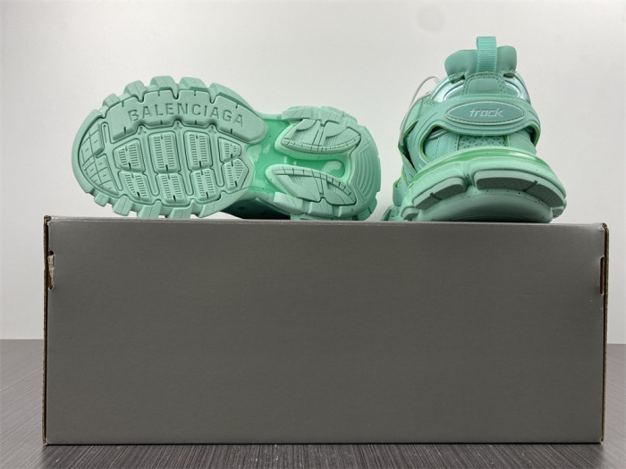 Ba*len*cia*ga track w3fe3 3000