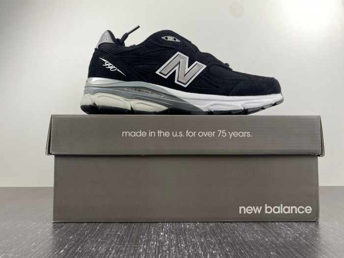 new balance 990v3 black white m990bs3
