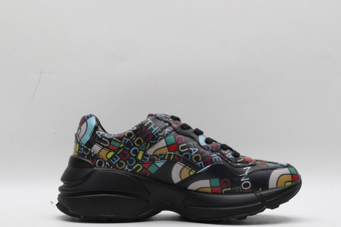 g*u*i ace embroidered low-top sneaker e2299