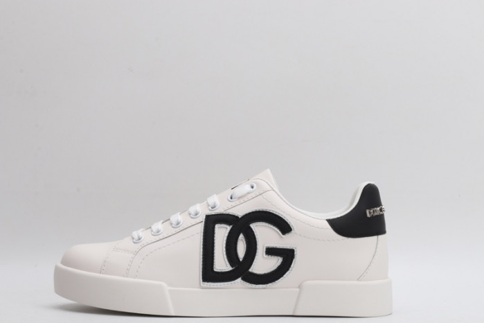 d&g sneakaer d021