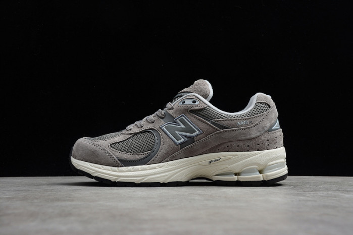 new balance 2002r marblehead light aluminum m2002rc