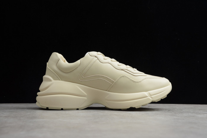 g*u*i ace embroidered low-top sneaker e2282