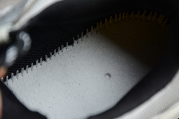 Ba*len*cia*ga triple s w09o5 9027