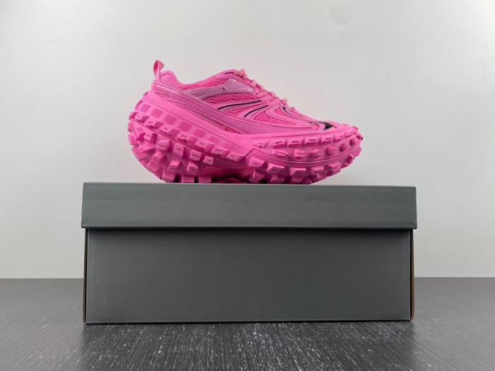 Ba*len*cia*ga defender trainers w2raa 5000