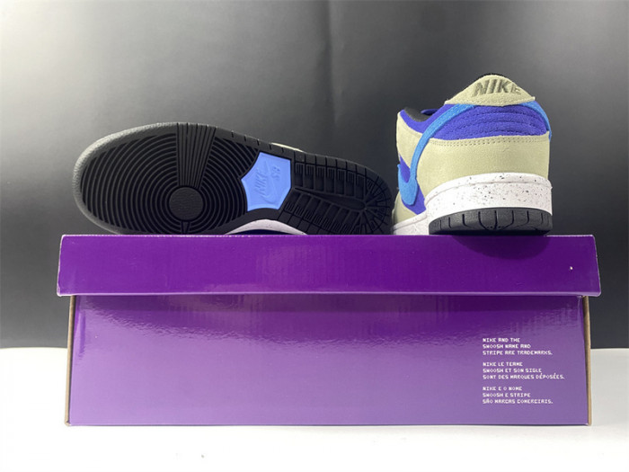 nike dunk low sb acg celadon bq6817-301