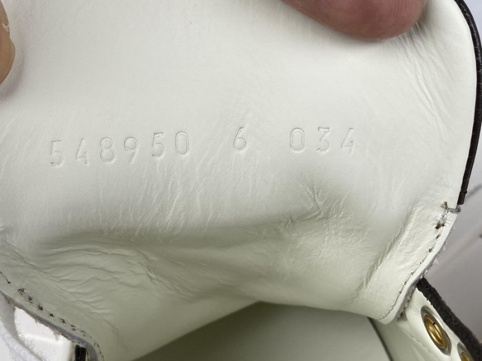 g*u*i ace embroidered low-top sneaker e2276