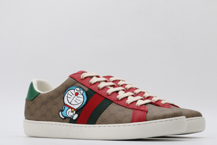 g*u*i ace embroidered low-top sneaker e2320