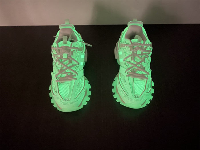 Ba*len*cia*ga track w3cr1 9000