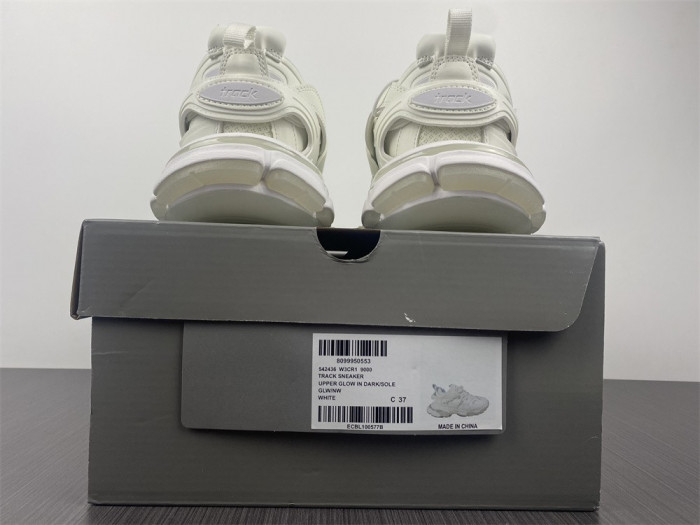 Ba*len*cia*ga track w3cr1 9000