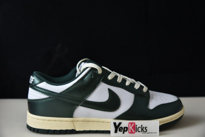 nike dunk low vintage green dq8580-100
