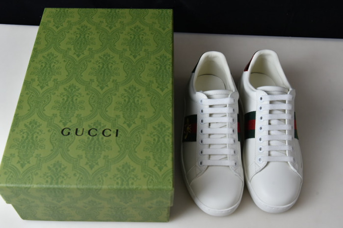 g*u*i ace embroidered low-top sneaker e2274