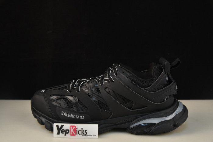 Ba*len*cia*ga track led sneaker ecba800463c