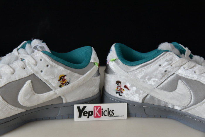 nike dunk low ice do2326-001