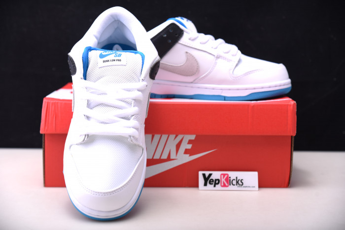 nike sb dunk low laser blue bq6817-101