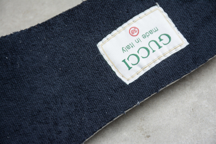 g*u*i ace embroidered low-top sneaker e2284