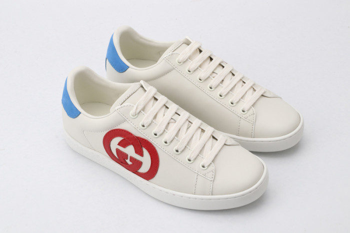 g*u*i ace embroidered low-top sneaker e2334