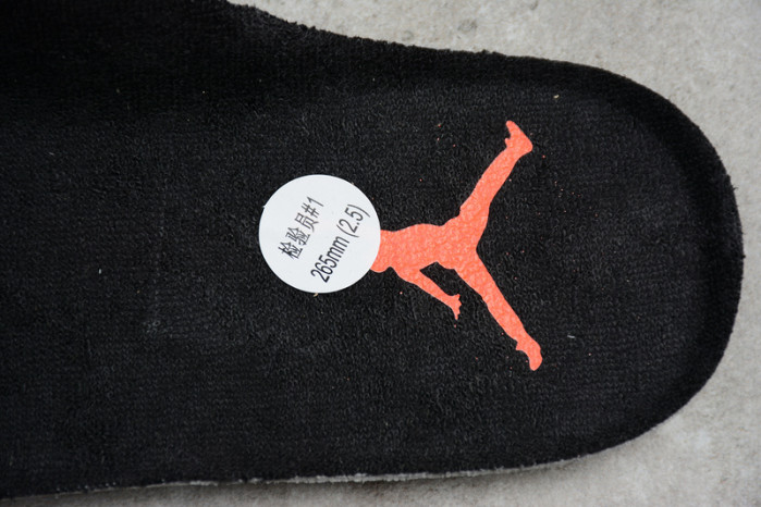 air jordan 11 retro low infrared 23 528895-023