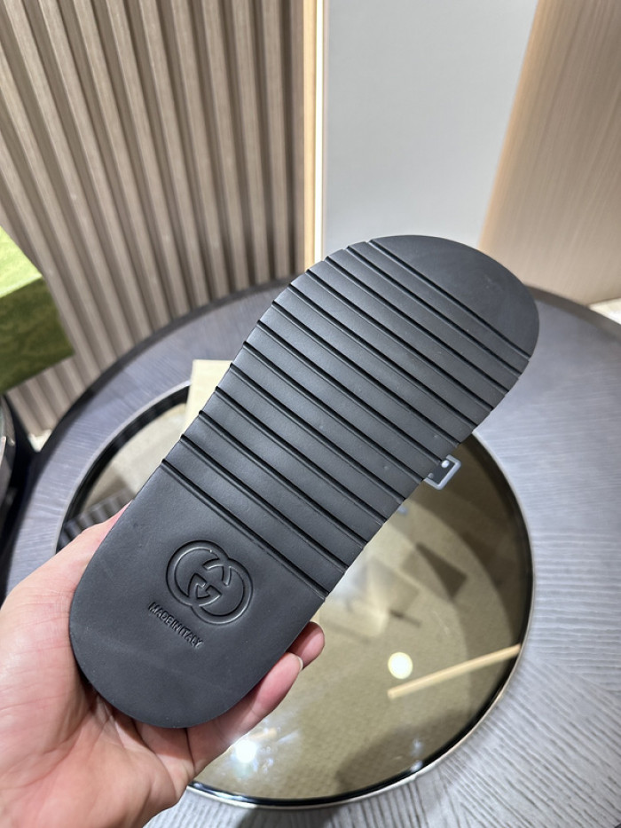 g*u*i sandals d06659