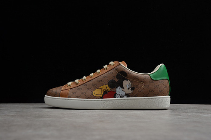 g*u*i ace embroidered low-top sneaker e2270