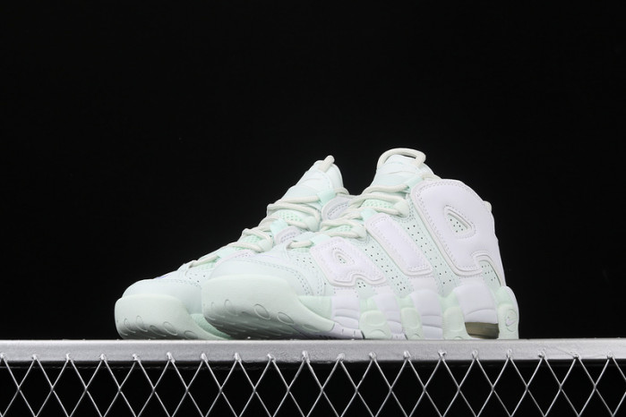 air more uptempo barley green/white 917593-300