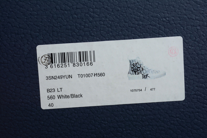 D*or b23 high top oblique d0101