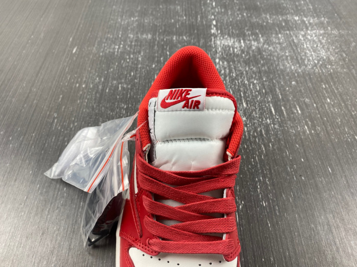 off-white x travis scott x air jordan 1 dm7890-103